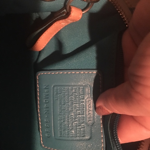 ***SOLD***Coach Ladybug Hampton Scribble Tote - Picture 6 of 7